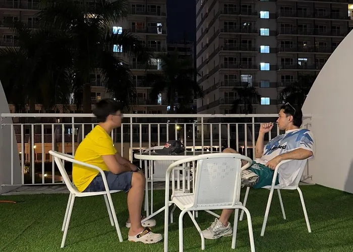 Spacious Pool View At Mall Of 100mb Netflix 公寓 *